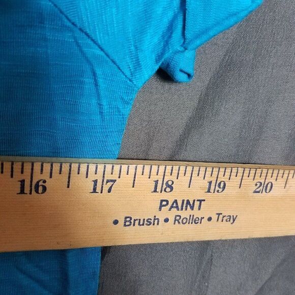 Color Story Medium Electric Blue High Low Short Sleeve Pocket Tee T Shirt NWOT - Picture 3 of 10